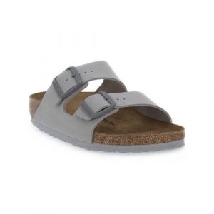 Klapki damskie Birkenstock Arizona. Brązowe klapki Birkenstock, bez wzorów, z materiału, bez obcasa. Za 488,00 zł.