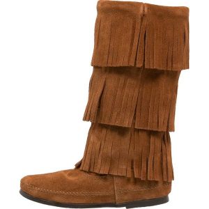 Minnetonka Kowbojki i Buty motocyklowe brown. Brązowe buty zimowe marki Minnetonka, z materiału. Za 689,00 zł.