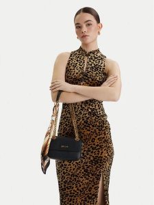 Just Cavalli Torebka 80RA4BF5 ZSB81 Czarny. Czarne torebki klasyczne Just Cavalli, bez wzorów, ze skóry, bez dodatków. Za 674,99 zł.