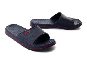 AXIM 7K23767 navy, klapki basenowe damskie. Niebieskie klapki Axim, bez wzorów, bez obcasa. Za 34,99 zł.
