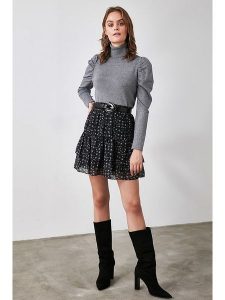 Trendyol Spódnica w kolorze czarnym rozmiar: 40. Czarne spódnice Trendyol, bez wzorów, midi. Za 65,85 zł.