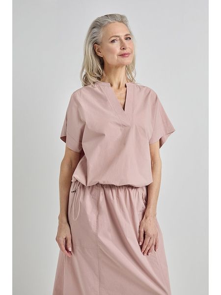 Josephine & Co Bluzka "June" w kolorze jasnoróżowym rozmiar: 42. Różowe bluzki Josephine & Co, bez wzorów, z bawełny, bez kołnierzyka, bez ramiączek. Za 179,22 zł.