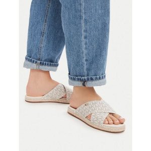 Klapki MICHAEL Michael Kors. Białe klapki MICHAEL Michael Kors, bez wzorów, bez obcasa. Za 337,99 zł.