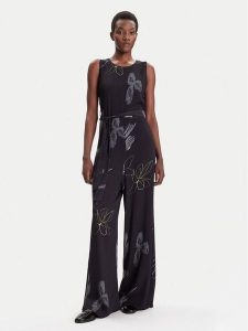 Desigual Kombinezon Art Floral 25WWPW04 Czarny Regular Fit. Czarne sukienki Desigual, l, bez wzorów, z wiskozy, bez kołnierzyka, bez ramiączek. Za 589,99 zł.