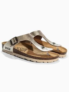 BACKSUN Japonki "Singapore" w kolorze złotym rozmiar: 41. Żółte klapki Backsun, bez wzorów, z otwartym noskiem, bez obcasa. Za 130,99 zł.