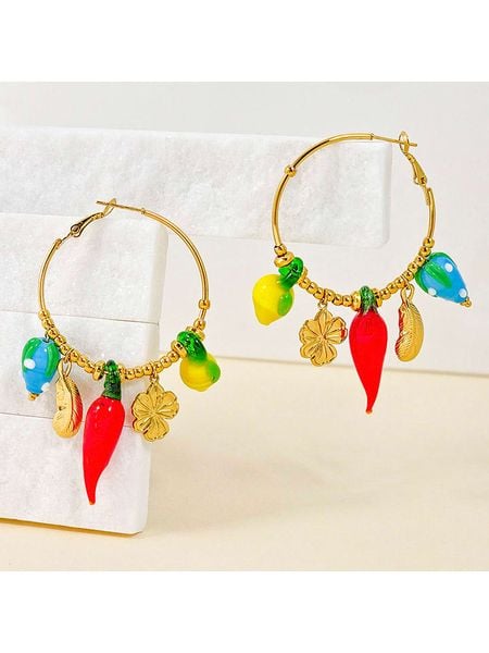 LA CHIQUITA Pozłacane kolczyki-kreole "French Riviera" z kryształami i emalią rozmiar: onesize. Żółte kolczyki LA CHIQUITA, pozłacane. Za 122,38 zł.