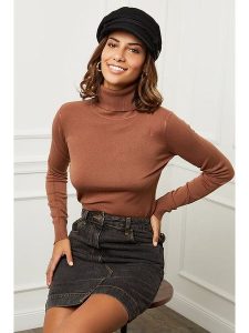 Soft Cashmere Golf w kolorze karmelowym rozmiar: 38/40. Brązowe golfy Soft Cashmere, bez wzorów. Za 112,83 zł.