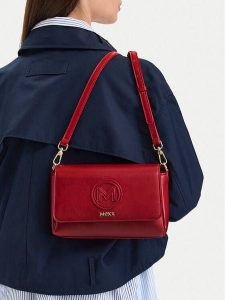 MEXX Torebka CEO-MEXX-L-007-10 Czerwony. Czerwone listonoszki Mexx, bez wzorów, ze skóry, bez dodatków. Za 149,99 zł.