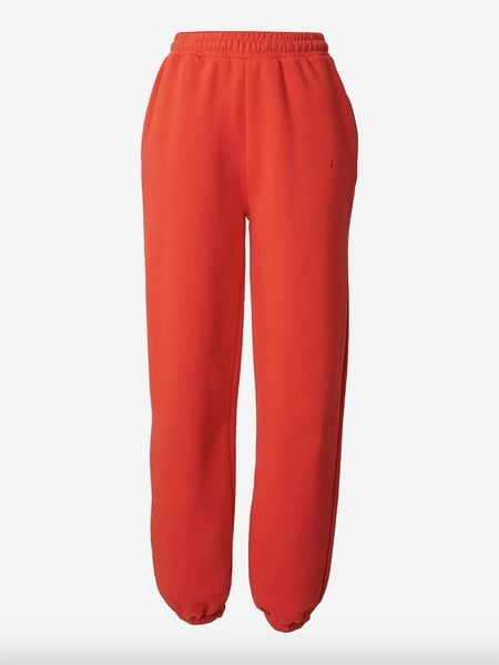 LeGer Spodnie dresowe "Karima" w kolorze czerwonym rozmiar: 34. Czerwone spodnie dresowe LeGer, bez wzorów, z bawełny. Za 95,92 zł.