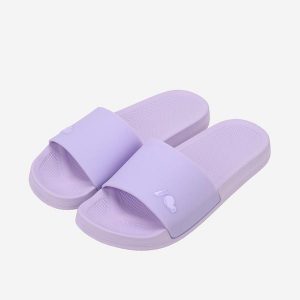 Klapki Kubota Basenowe Pure Pastelowy Fiolet. Klapki Kubota, bez wzorów, z materiału, bez obcasa. Za 69,99 zł.