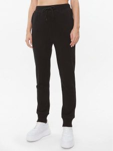 TWINSET Spodnie dresowe 232TT2371 Czarny Regular Fit. Czarne spodnie dresowe Twinset, m, bez wzorów, z bawełny. Za 479,99 zł.