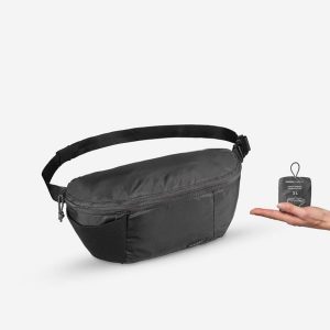 Torebka nerka Forclaz Travel 2 l. Czarne nerki i saszetki FORCLAZ, bez wzorów, z materiału. Za 19,99 zł.