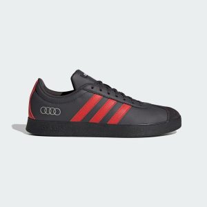 Buty Vl Court Audi Revolut F1 Team. Białe buty sportowe ADIDAS, bez wzorów, z syntetyku, bez zapięcia. Za 299,00 zł.