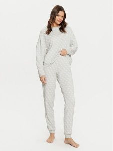 Guess Piżama O5RX09 KCMB2 Szary Regular Fit. Szare piżamy Guess, z aplikacjami, z syntetyku, bez ramiączek. Za 209,99 zł.