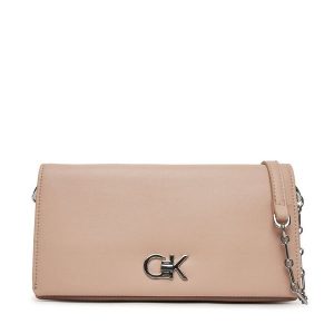 Torebka Calvin Klein. Czerwone torebki klasyczne Calvin Klein, bez wzorów, bez dodatków. Za 269,99 zł.