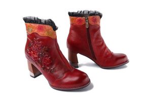 LAURA VITA 0006500 Oxaneo 54 rouge, botki damskie. Czerwone botki LAURA VITA, na zimę, bez wzorów, z polaru, bez obcasa, na obcasie, bez zapięcia. Za 499,90 zł.