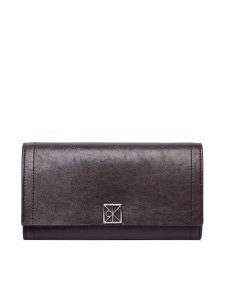 Calvin Klein Portfel Emblem Hw Long Bifold LV04F1316G Brązowy. Brązowe portfele Calvin Klein, bez wzorów, ze skóry. Za 329,99 zł.