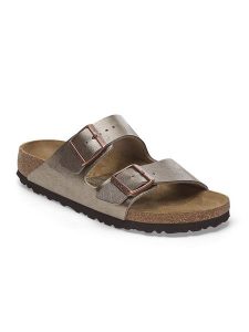 Birkenstock Klapki "Arizona" w kolorze szarobrązowym rozmiar: 35. Szare klapki Birkenstock, bez wzorów, z otwartym noskiem, bez obcasa. Za 364,95 zł.