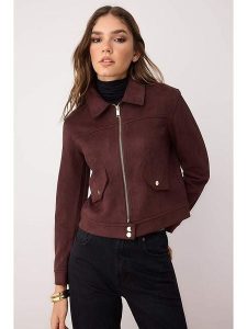 Trendyol Kurtka w kolorze bordowym ze skóry syntetycznej rozmiar: M. Czerwone kurtki Trendyol, m, bez wzorów, ze skóry, bez kaptura. Za 179,64 zł.