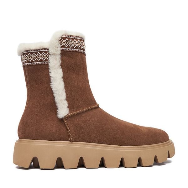 Śniegowce Rieker. Brązowe buty zimowe Rieker, bez obcasa, bez zapięcia. Za 339,99 zł.