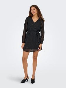 ONLY Sukienka w kolorze czarnym rozmiar: XL. Czarne sukienki ONLY, xl, bez wzorów, bez kołnierzyka, bez ramiączek, mini, rozkloszowane. Za 109,26 zł.