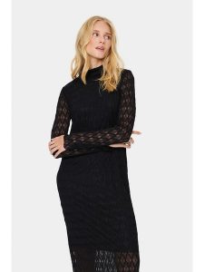 SAINT TROPEZ Sukienka "Hattie" w kolorze czarnym rozmiar: XXL. Czarne sukienki Saint Tropez, na co dzień, xxl, bez wzorów, z koronki, bez kołnierzyka, bez ramiączek, maxi, proste. Za 109,78 zł.