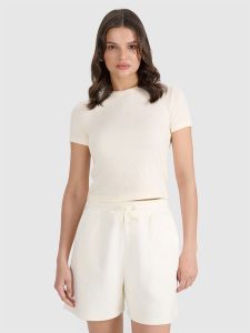 4F T-shirt slim z waflowej dzianiny damski - biały M. Białe t-shirty 4f, m, bez wzorów, z dzianiny, bez kołnierzyka, bez ramiączek. Za 59,99 zł.