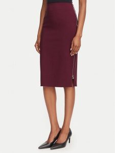 Rinascimento Spódnica ołówkowa CFC0130146003 Bordowy Slim Fit. Czerwone spódnice Rinascimento, s, bez wzorów, z syntetyku. Za 399,99 zł.