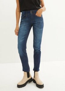 Dżinsy Mom Mid Waist. Niebieskie jeansy bonprix, bez wzorów, z jeansu. Za 129,99 zł.