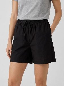 MOSS COPENHAGEN Szorty "Lopi" w kolorze czarnym rozmiar: XS. Czarne szorty Moss Copenhagen, bez wzorów, z podwyższonym stanem. Za 129,95 zł.