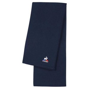 Szalik Le Coq Sportif Essentielsentiels N°1. Niebieskie szaliki le coq sportif, bez wzorów, z materiału. Za 158,35 zł.