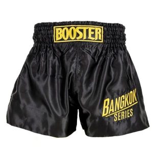 Szorty do boksu tajskiego Booster Fight Gear Bangkok 1. Czarne szorty BOOSTER FIGHT GEAR, bez wzorów, sportowe. Za 260,50 zł.