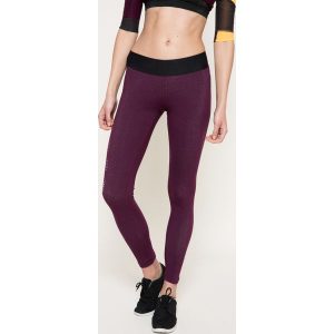 Reebok - Legginsy. Szare legginsy marki Reebok, z nadrukiem, z bawełny. W wyprzedaży za 129,90 zł.