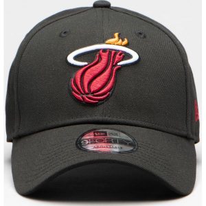 Czapka New Era NBA The League Miami Heat. Czarne czapki New Era, bez wzorów. Za 99,97 zł.