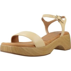 Sandały UNISA IRITA NTO Beżowy. Brązowe buty trekkingowe Unisa, ze skóry, bez zapięcia. Za 353,99 zł.