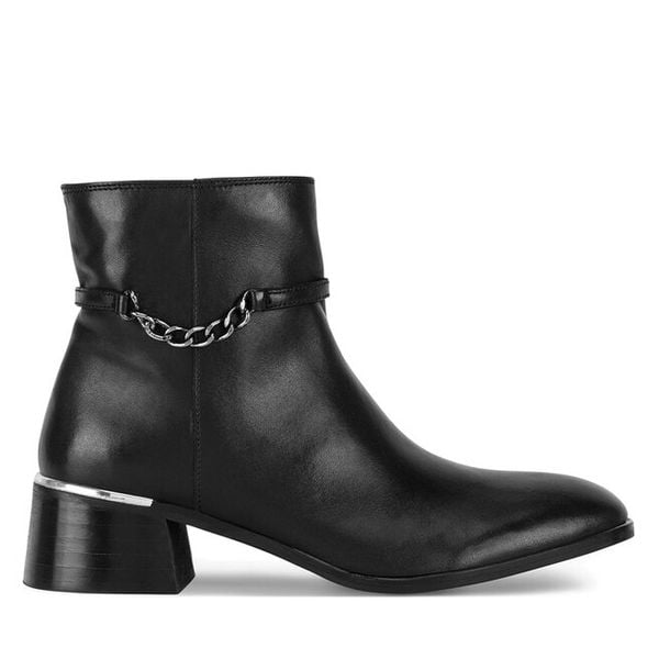 Botki Sergio Bardi. Czarne botki Sergio Bardi, bez wzorów, bez obcasa, na słupku, bez zapięcia. Za 369,99 zł.