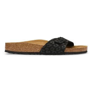 Birkenstock Madrid SYN Black Klapki damskie. Czarne klapki Birkenstock, bez wzorów, z jeansu, bez obcasa. Za 369,99 zł.