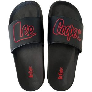 Klapki Lee Cooper LCW-24-42-2483LA czarne. Czarne klapki bez wzorów, z syntetyku, bez obcasa. Za 128,57 zł.