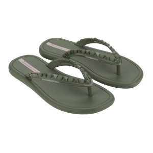 Japonki damskie Ipanema Meu Sol Thon. Zielone klapki Ipanema, bez wzorów, z gumy, bez obcasa. Za 39,99 zł.