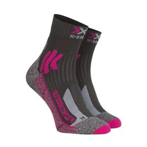 Skarpety trekkingowe damskie X-Socks Trek Outdoor Low Cut 4.0. Czerwone skarpetki X-Socks, bez wzorów. W wyprzedaży za 60,00 zł.
