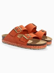 BACKSUN Skórzane klapki "Bali" w kolorze pomarańczowym rozmiar: 39. Pomarańczowe klapki Backsun, bez wzorów, ze skóry, z otwartym noskiem, bez obcasa. Za 169,95 zł.