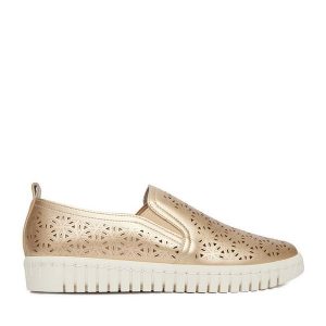 Półbuty Go Soft. Żółte półbuty Go Soft, bez wzorów, bez obcasa, na płaskiej podeszwie, bez zapięcia. Za 119,99 zł.