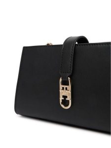 Tommy Hilfiger Torebka Th Libre Chain Crossover AW0AW18614 Czarny. Czarne listonoszki TOMMY HILFIGER, bez wzorów, ze skóry, bez dodatków. Za 529,99 zł.