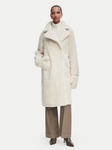 Rinascimento Kożuch sztuczny CFC0127146003 Kremowy Oversize. Białe płaszcze Rinascimento, m, bez wzorów, z syntetyku, bez kaptura. Za 989,99 zł.
