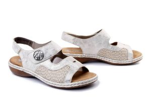RIEKER 65989-90 beige, sandały damskie. Brązowe sandały Rieker, bez wzorów, bez obcasa, bez zapięcia. Za 271,92 zł.