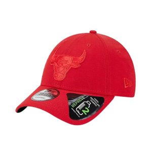 Czapka z daszkiem New Era 9FORTY NBA Chicago Bulls Repreve Outline 60424787. Czerwone czapki New Era, bez wzorów. Za 109,00 zł.
