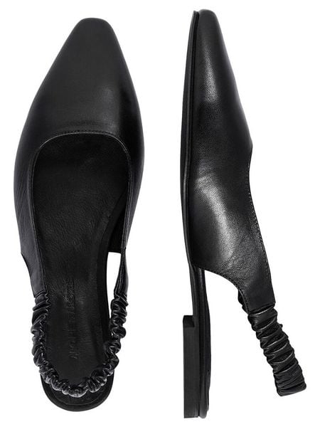 More & More Baleriny w kolorze czarnym rozmiar: 40. Czarne balerinki More & More, bez wzorów, z materiału, bez obcasa, bez zapięcia. Za 144,92 zł.