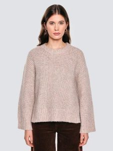 Sweter damski ze stójką beżowy Amaya 805. Brązowe swetry oversize Big Star, l, bez wzorów, z dzianiny, bez ramiączek. Za 249,99 zł.