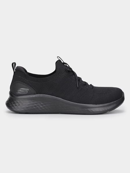 Skechers Sneakersy w kolorze czarnym rozmiar: 37. Czarne trampki Skechers, bez wzorów, bez zapięcia. Za 113,90 zł.