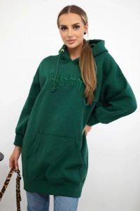 Bluza ocieplana z haftowanym napisem oversize ciemno zielona. Zielone bluzy KESI, l, bez wzorów, z bawełny, bez kaptura. Za 238,37 zł.